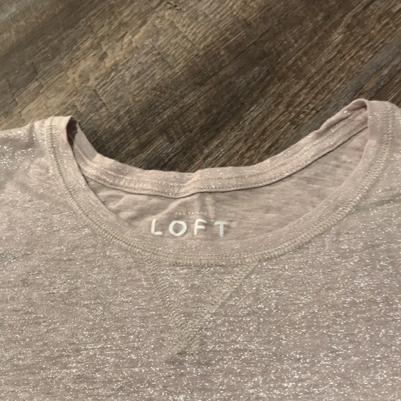 LOFT shimmery gold T-shirt ▪️ sz Small - Picture 3 of 8